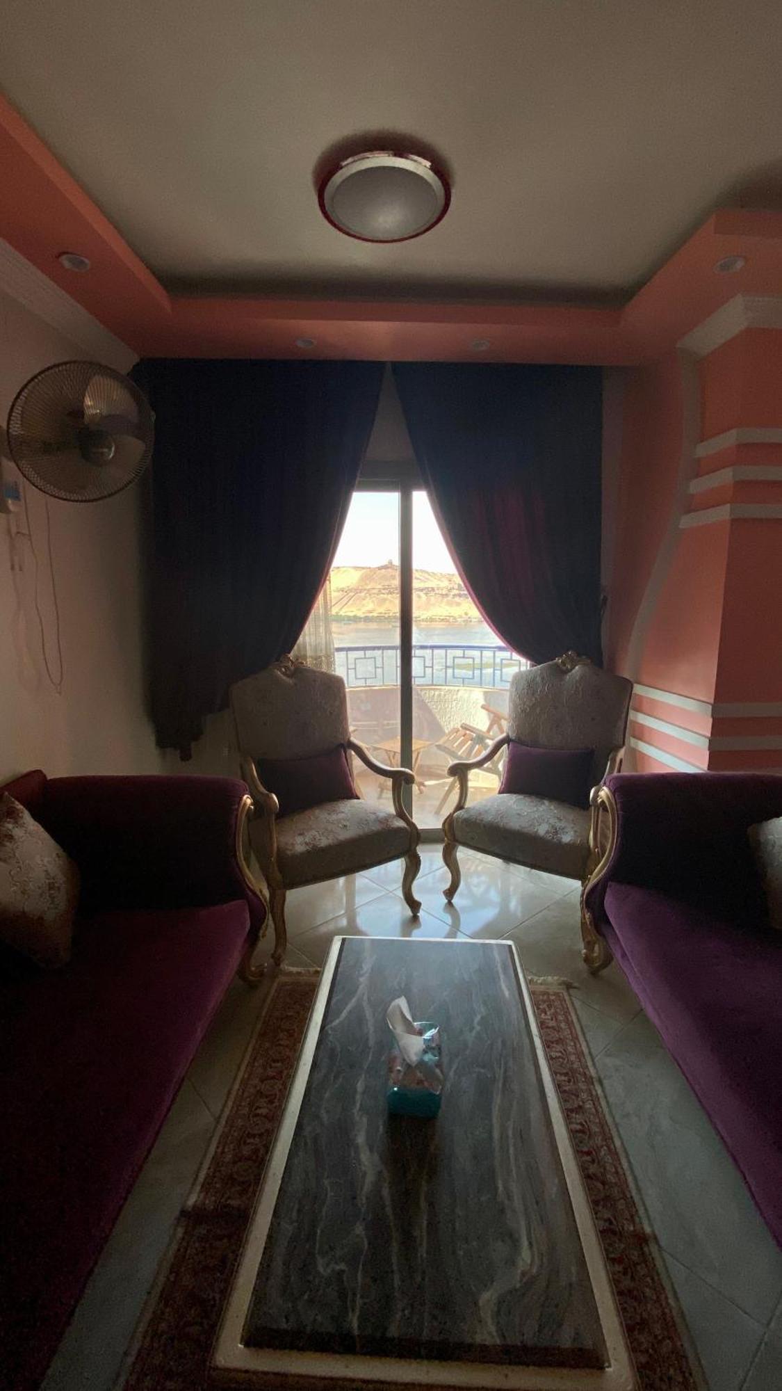 Aswan View 3 Bedrooms Luaran gambar