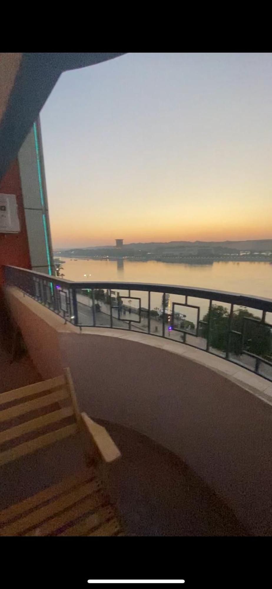 Aswan View 3 Bedrooms Luaran gambar