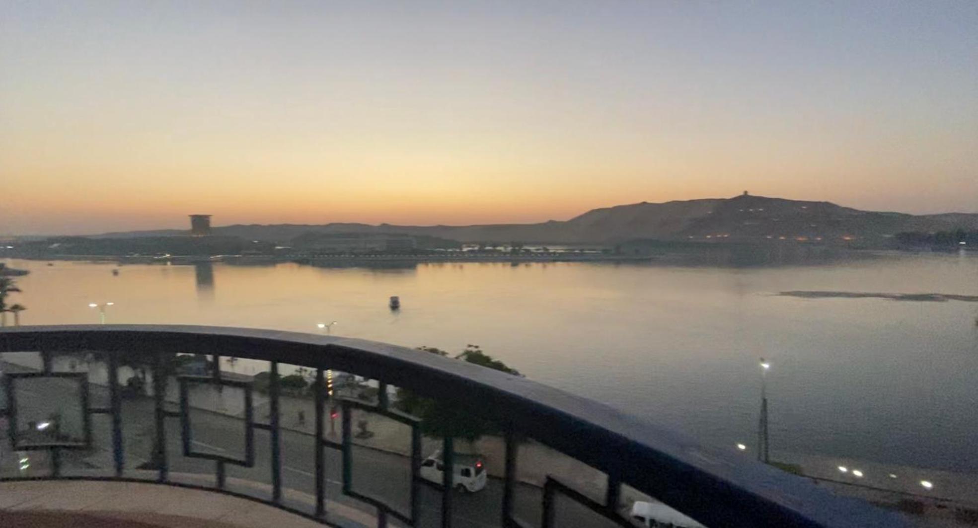 Aswan View 3 Bedrooms Luaran gambar